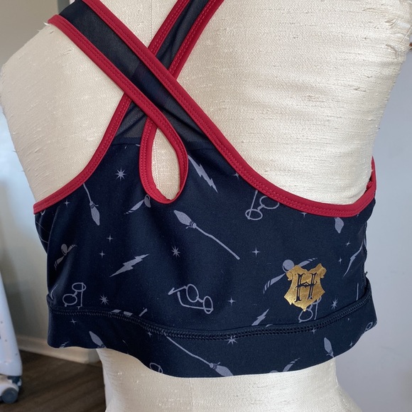 Torrid Harry Potter sports bra size 2X - Picture 8 of 9